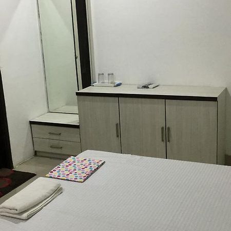 De Agya Paradise Ludhiana Exterior foto